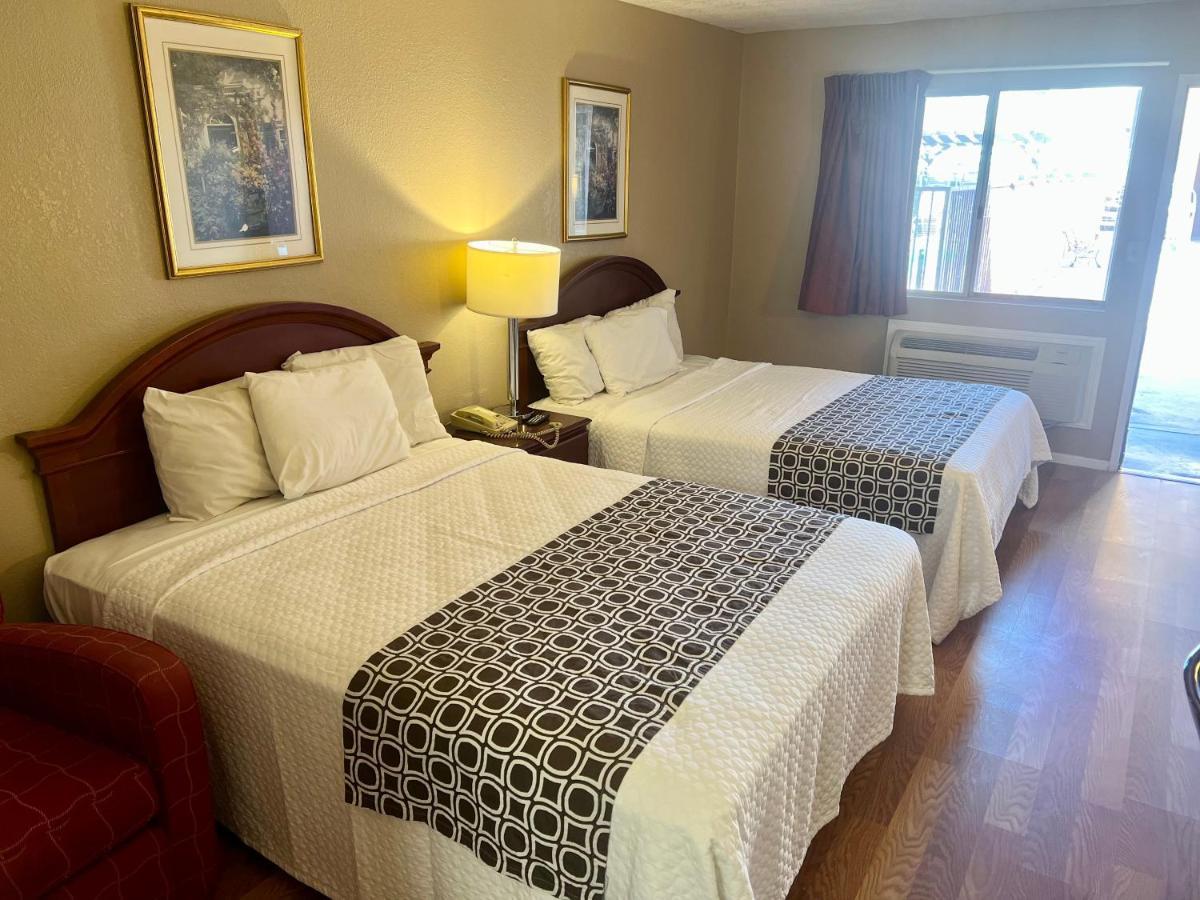 Park Avenue Inn & Suites Victorville Esterno foto