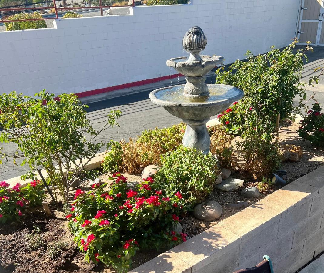 Park Avenue Inn & Suites Victorville Esterno foto